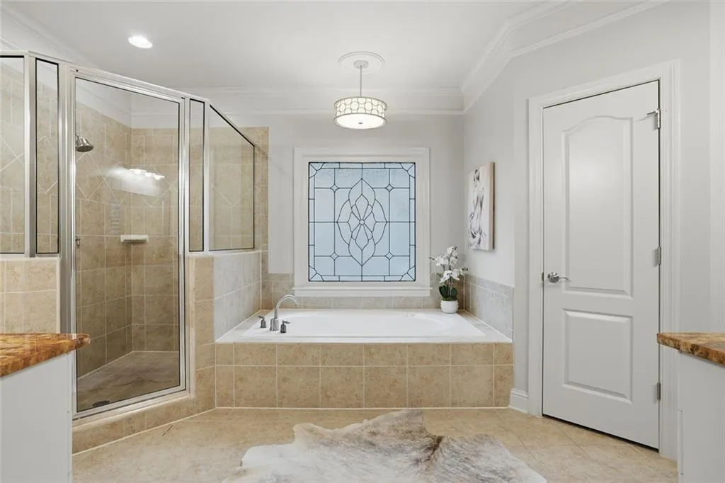 6248 Mt Vernon Oaks Drive, Sandy Springs, Georgia 30328, 5 Bedrooms Bedrooms, ,4 BathroomsBathrooms,Residential,For Sale,6248 Mt Vernon Oaks Drive,7684003