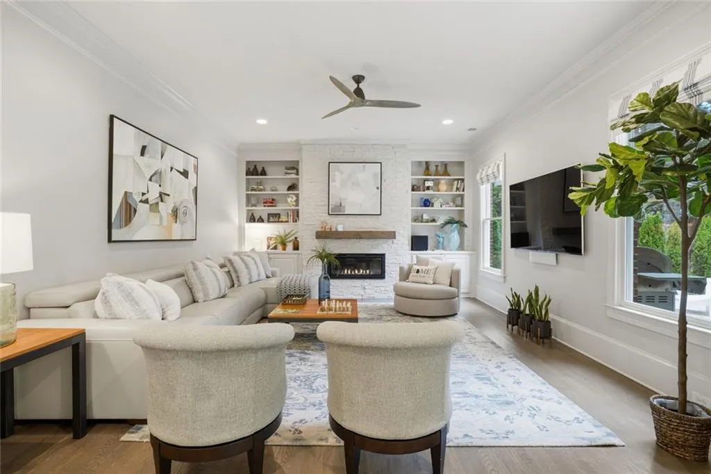 6248 Mt Vernon Oaks Drive, Sandy Springs, Georgia 30328, 5 Bedrooms Bedrooms, ,4 BathroomsBathrooms,Residential,For Sale,6248 Mt Vernon Oaks Drive,7684003