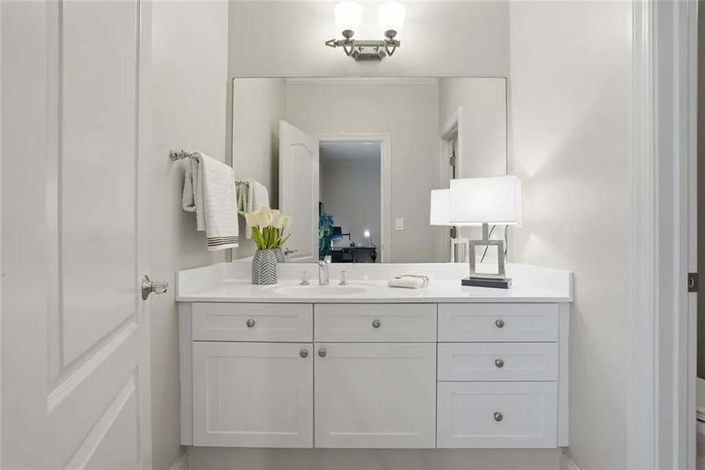 6248 Mt Vernon Oaks Drive, Sandy Springs, Georgia 30328, 5 Bedrooms Bedrooms, ,4 BathroomsBathrooms,Residential,For Sale,6248 Mt Vernon Oaks Drive,7684003