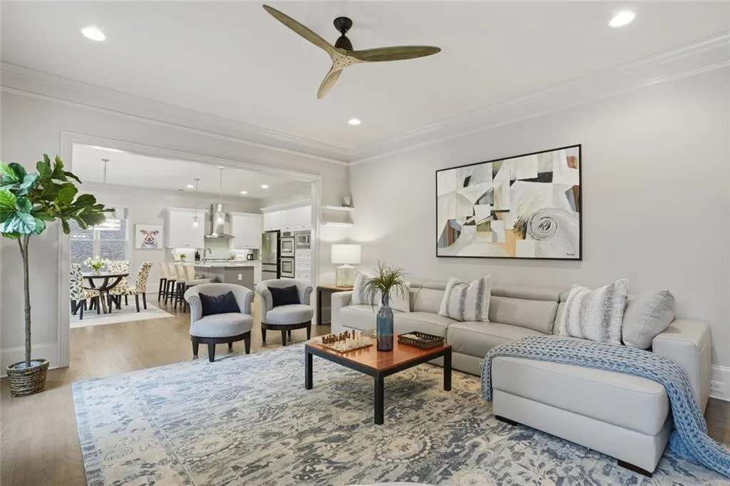 6248 Mt Vernon Oaks Drive, Sandy Springs, Georgia 30328, 5 Bedrooms Bedrooms, ,4 BathroomsBathrooms,Residential,For Sale,6248 Mt Vernon Oaks Drive,7684003