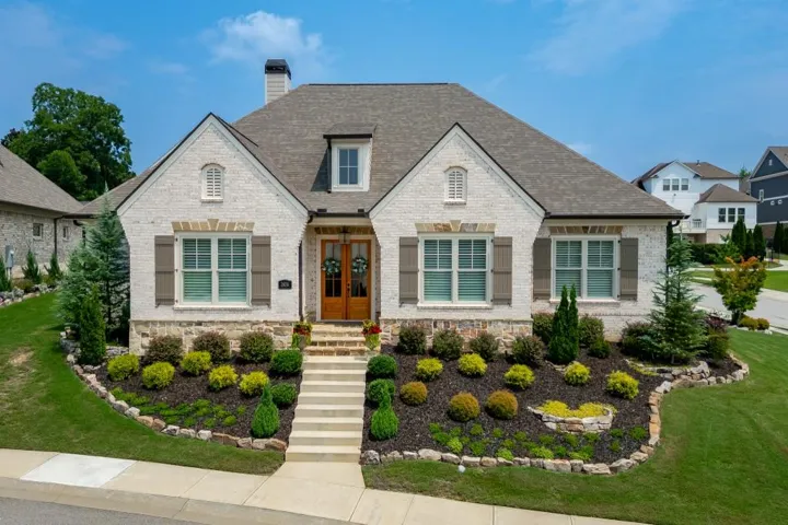 2346 Rock Maple Drive, Braselton, Georgia 30517
