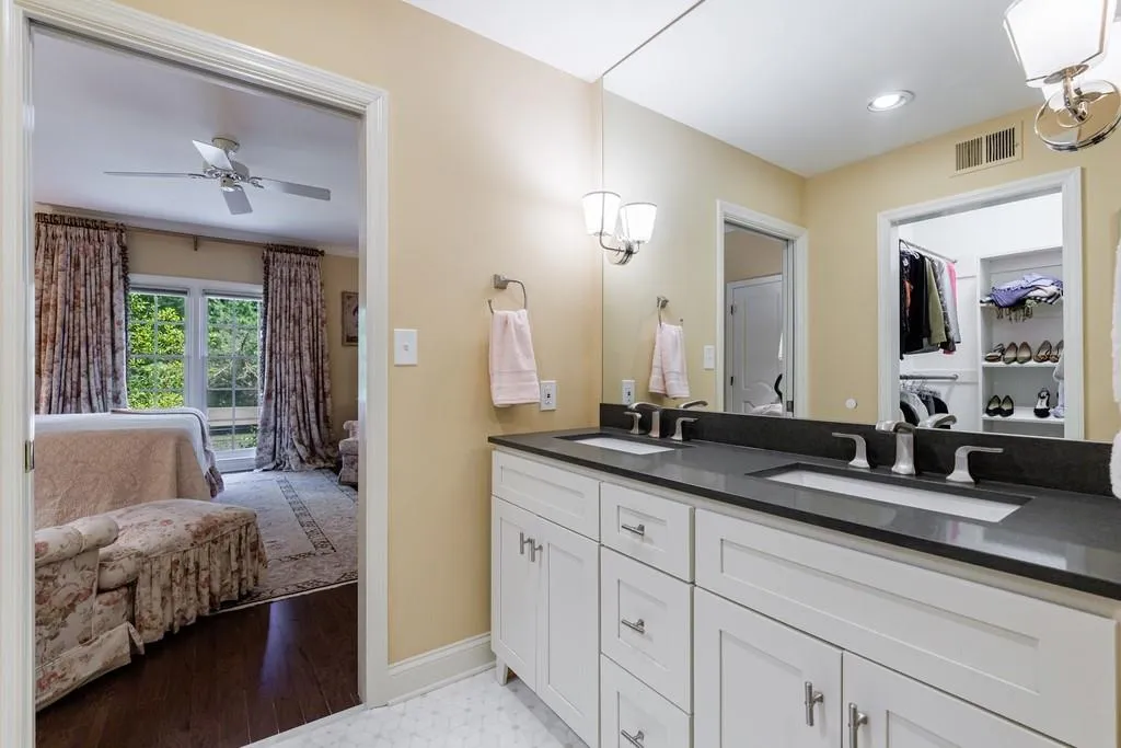 Primary bath with double vanities- newly renovated 2024