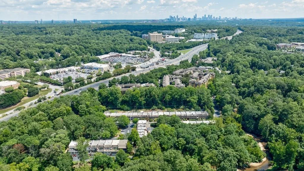 3468 Paces Place Nw, Atlanta, Georgia 30327, 3 Bedrooms Bedrooms, ,3 BathroomsBathrooms,Residential,For Sale,3468 Paces Place Nw,7625592