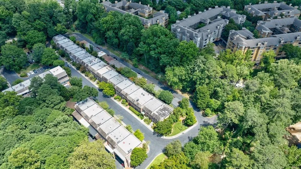 3468 Paces Place Nw, Atlanta, Georgia 30327, 3 Bedrooms Bedrooms, ,3 BathroomsBathrooms,Residential,For Sale,3468 Paces Place Nw,7625592