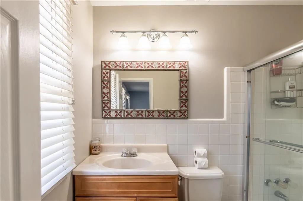 6520 Roswell Road Unit 112, Atlanta, Georgia 30328, 3 Bedrooms Bedrooms, ,2 BathroomsBathrooms,Residential,Sold,6520 Roswell Road Unit 112,6901979