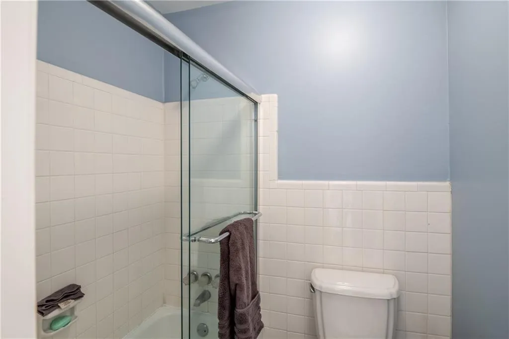 6520 Roswell Road Unit 112, Atlanta, Georgia 30328, 3 Bedrooms Bedrooms, ,2 BathroomsBathrooms,Residential,Sold,6520 Roswell Road Unit 112,6901979