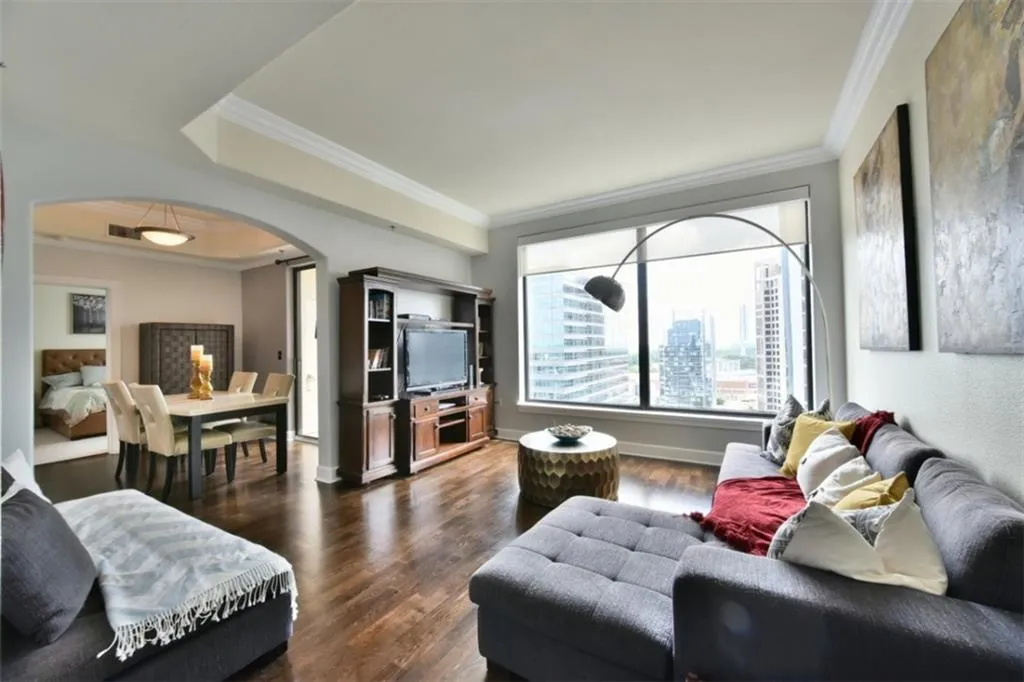 3445 Stratford Road Unit 2304, Atlanta, Georgia 30326, 2 Bedrooms Bedrooms, ,2 BathroomsBathrooms,Residential,Sold,3445 Stratford Road Unit 2304,5686964