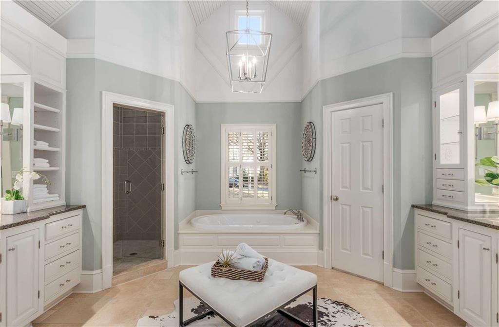 5260 Woodridge Forest Trail, Sandy Springs, Georgia 30327, 5 Bedrooms Bedrooms, ,5 BathroomsBathrooms,Residential,Sold,5260 Woodridge Forest Trail,7337721