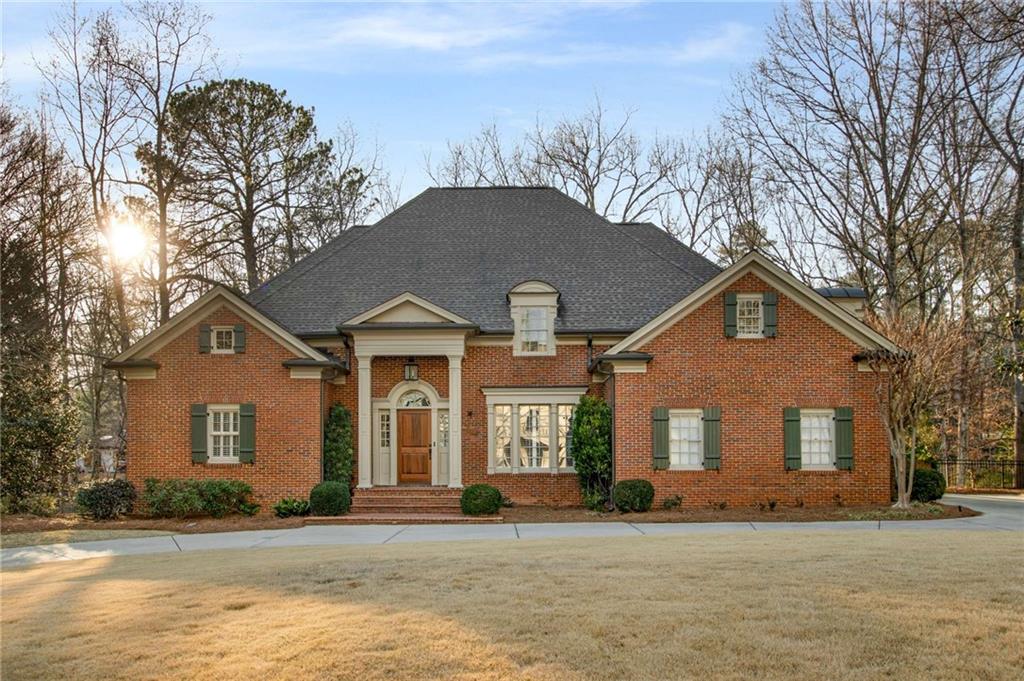 5260 Woodridge Forest Trail, Sandy Springs, Georgia 30327, 5 Bedrooms Bedrooms, ,5 BathroomsBathrooms,Residential,Sold,5260 Woodridge Forest Trail,7337721