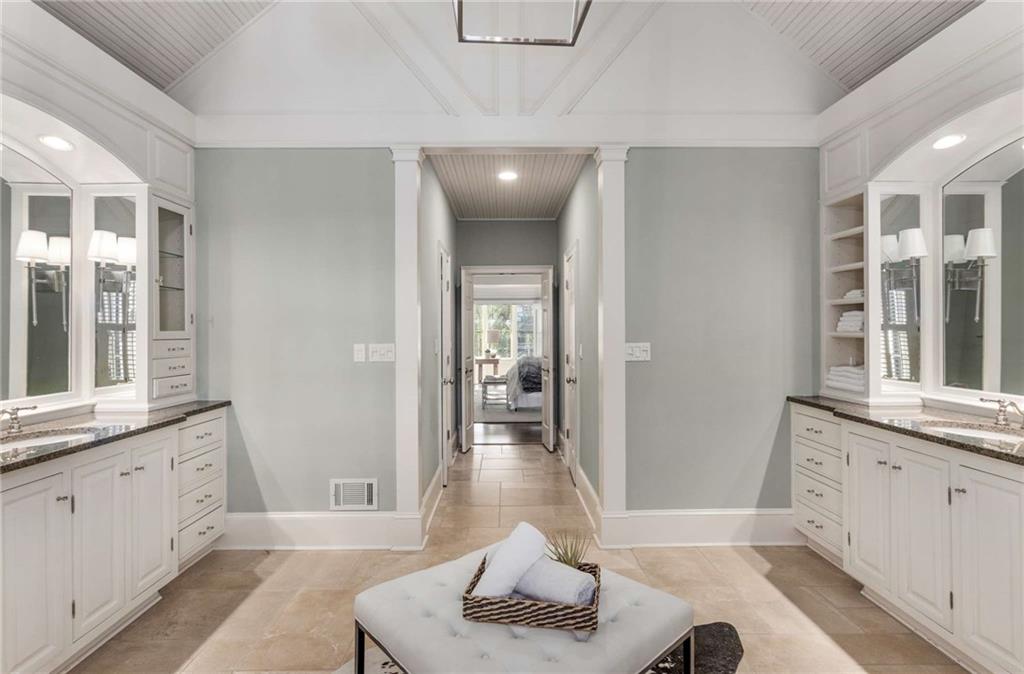 5260 Woodridge Forest Trail, Sandy Springs, Georgia 30327, 5 Bedrooms Bedrooms, ,5 BathroomsBathrooms,Residential,Sold,5260 Woodridge Forest Trail,7337721