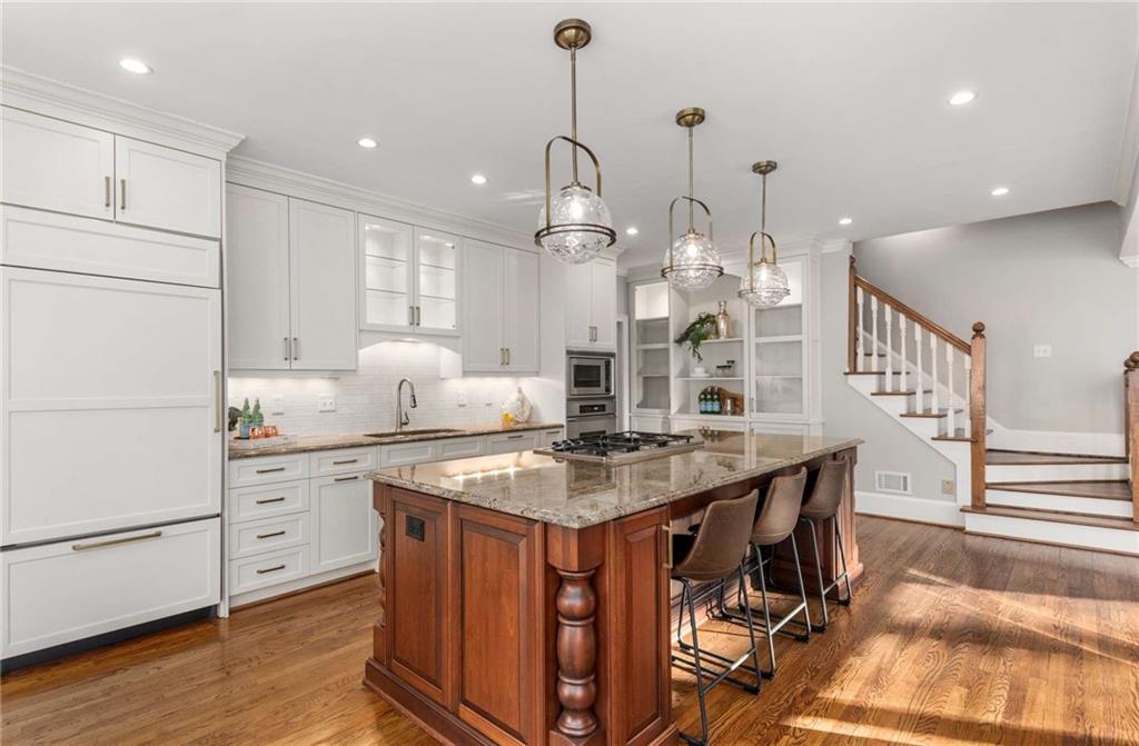 5260 Woodridge Forest Trail, Sandy Springs, Georgia 30327, 5 Bedrooms Bedrooms, ,5 BathroomsBathrooms,Residential,Sold,5260 Woodridge Forest Trail,7337721