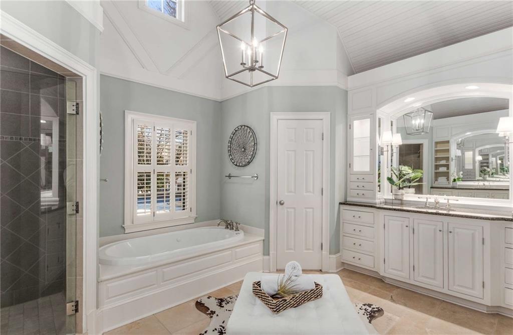 5260 Woodridge Forest Trail, Sandy Springs, Georgia 30327, 5 Bedrooms Bedrooms, ,5 BathroomsBathrooms,Residential,Sold,5260 Woodridge Forest Trail,7337721