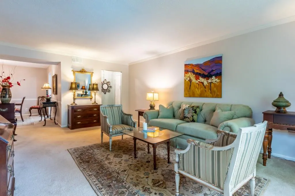 6851 Roswelll Road Unit N-18, Sandy Springs, Georgia 30328, 3 Bedrooms Bedrooms, ,2 BathroomsBathrooms,Residential,Sold,6851 Roswelll Road Unit N-18,7367528
