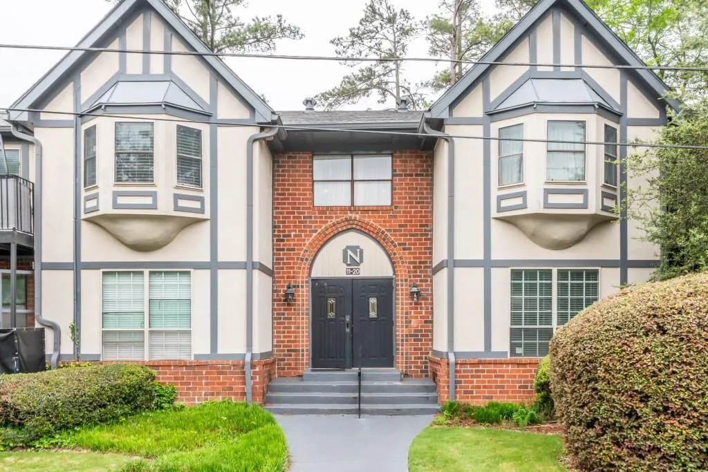 6851 Roswelll Road Unit N-18, Sandy Springs, Georgia 30328, 3 Bedrooms Bedrooms, ,2 BathroomsBathrooms,Residential,Sold,6851 Roswelll Road Unit N-18,7367528