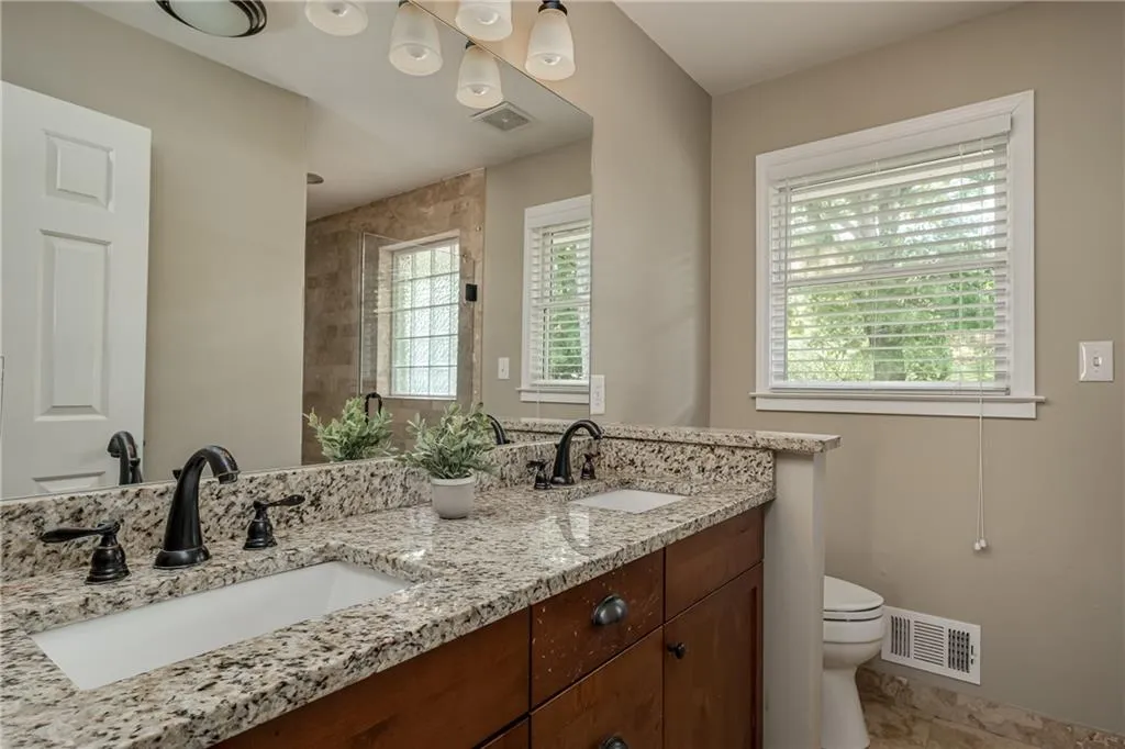 6110 Harleston Road Ne, Atlanta, Georgia 30328, 5 Bedrooms Bedrooms, ,4 BathroomsBathrooms,Residential,Sold,6110 Harleston Road Ne,6881270