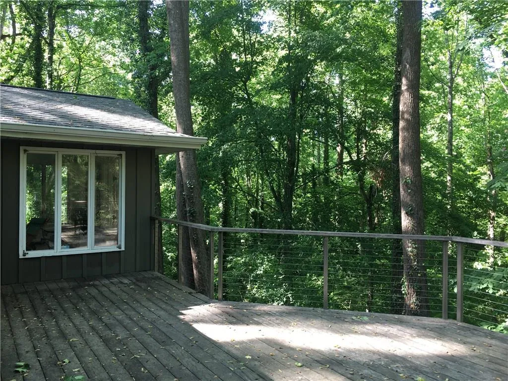 4955 Powers Ferry Road Nw, Atlanta, Georgia 30327, 5 Bedrooms Bedrooms, ,3 BathroomsBathrooms,Residential,Sold,4955 Powers Ferry Road Nw,5948431