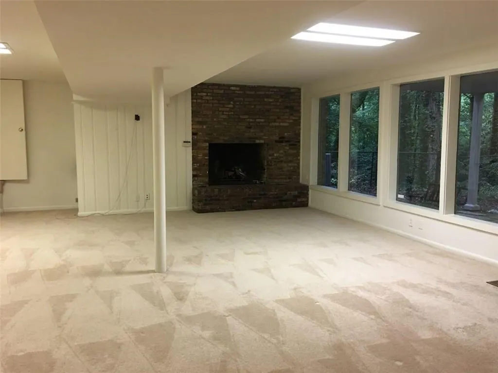 4955 Powers Ferry Road Nw, Atlanta, Georgia 30327, 5 Bedrooms Bedrooms, ,3 BathroomsBathrooms,Residential,Sold,4955 Powers Ferry Road Nw,5948431