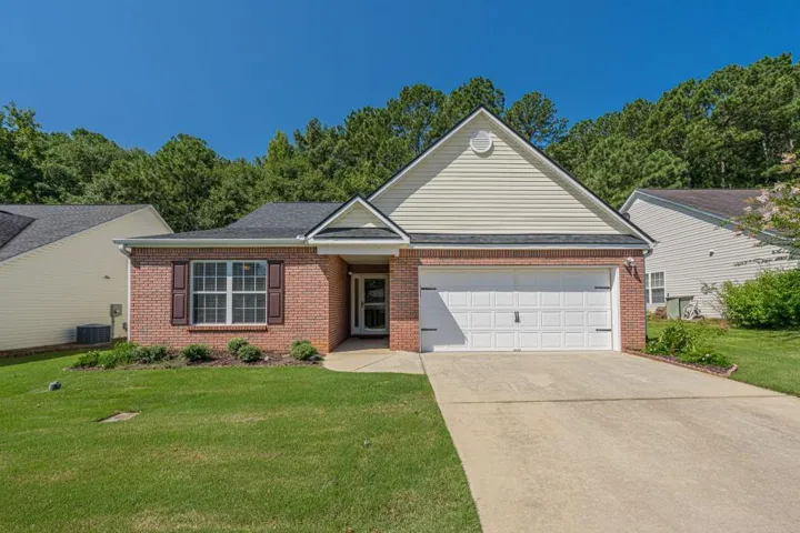 912 Village View Circle, Loganville, Georgia 30052