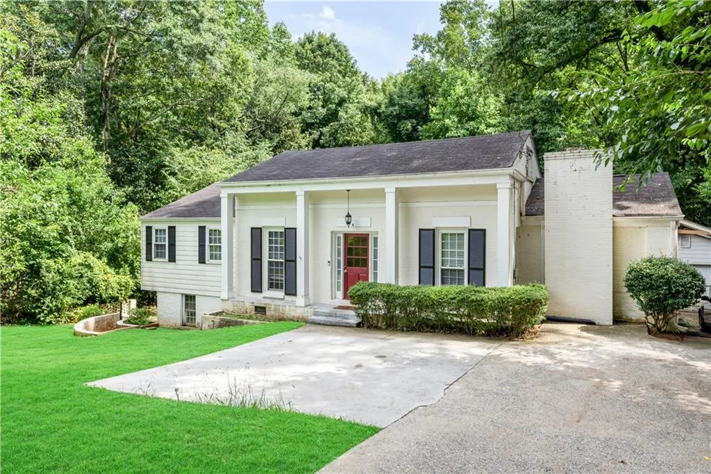 265 Green Hill Road, Sandy Springs, Georgia 30342, 3 Bedrooms Bedrooms, ,2 BathroomsBathrooms,Residential,Sold,265 Green Hill Road,7086187