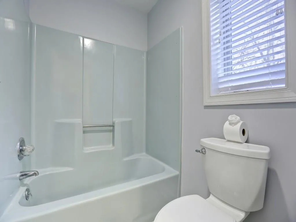 360 Tara Trail Nw, Sandy Springs, Georgia 30327, 4 Bedrooms Bedrooms, ,4 BathroomsBathrooms,Residential,Sold,360 Tara Trail Nw,5756308