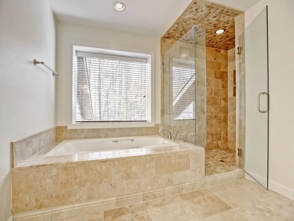 360 Tara Trail Nw, Sandy Springs, Georgia 30327, 4 Bedrooms Bedrooms, ,4 BathroomsBathrooms,Residential,Sold,360 Tara Trail Nw,5756308