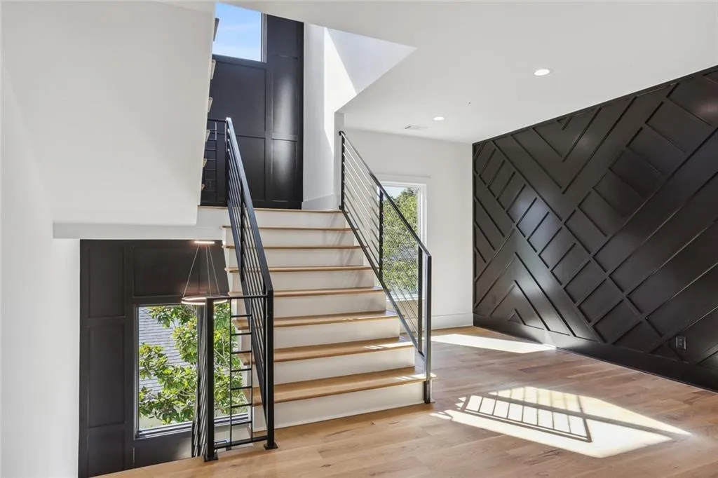 4708 E Conway Drive Nw, Sandy Springs, Georgia 30327, 7 Bedrooms Bedrooms, ,7 BathroomsBathrooms,Residential,Sold,4708 E Conway Drive Nw,7173718