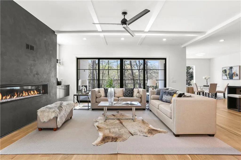 4708 E Conway Drive Nw, Sandy Springs, Georgia 30327, 7 Bedrooms Bedrooms, ,7 BathroomsBathrooms,Residential,Sold,4708 E Conway Drive Nw,7173718