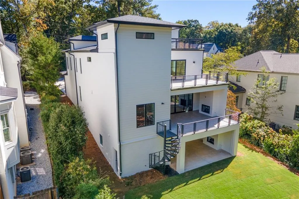 4708 E Conway Drive Nw, Sandy Springs, Georgia 30327, 7 Bedrooms Bedrooms, ,7 BathroomsBathrooms,Residential,Sold,4708 E Conway Drive Nw,7173718