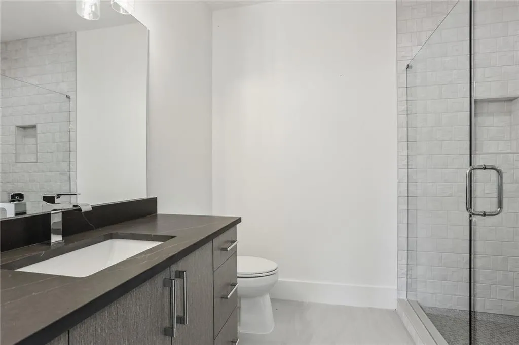 4708 E Conway Drive Nw, Sandy Springs, Georgia 30327, 7 Bedrooms Bedrooms, ,7 BathroomsBathrooms,Residential,Sold,4708 E Conway Drive Nw,7173718