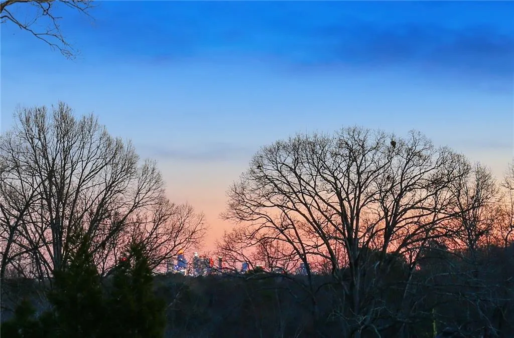 4708 E Conway Drive Nw, Sandy Springs, Georgia 30327, 7 Bedrooms Bedrooms, ,7 BathroomsBathrooms,Residential,Sold,4708 E Conway Drive Nw,7173718