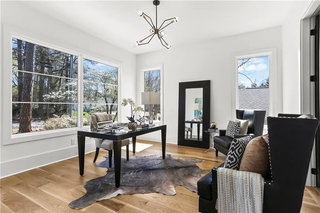 4708 E Conway Drive Nw, Sandy Springs, Georgia 30327, 7 Bedrooms Bedrooms, ,7 BathroomsBathrooms,Residential,Sold,4708 E Conway Drive Nw,7173718