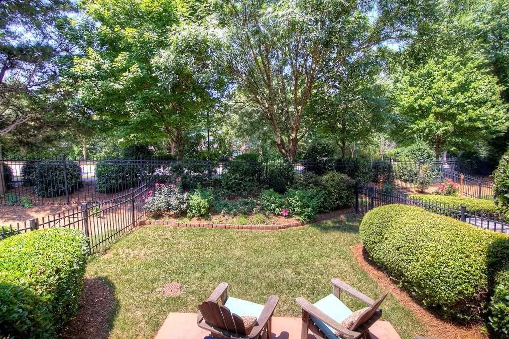 5569 Julian Place, Sandy Springs, Georgia 30342, 3 Bedrooms Bedrooms, ,3 BathroomsBathrooms,Residential,Sold,5569 Julian Place,5875783