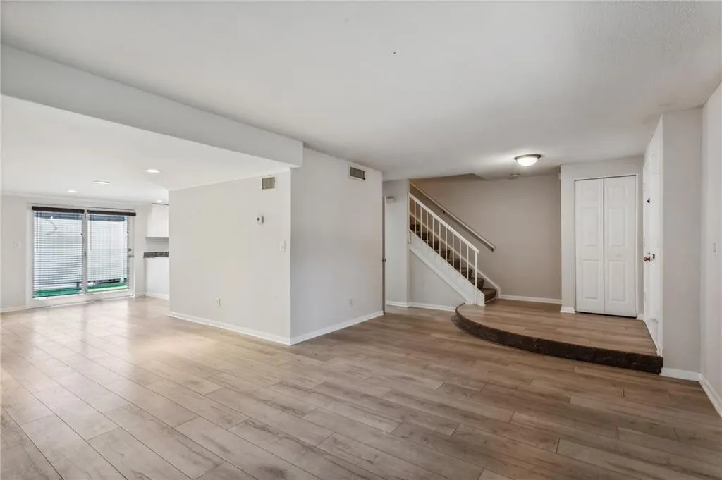 7302 Cardigan Circle, Atlanta, Georgia 30328, 3 Bedrooms Bedrooms, ,2 BathroomsBathrooms,Residential,Sold,7302 Cardigan Circle,7353379