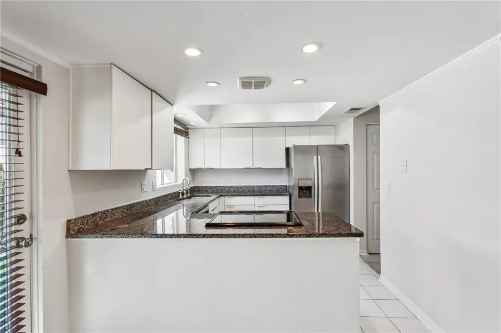 7302 Cardigan Circle, Atlanta, Georgia 30328, 3 Bedrooms Bedrooms, ,2 BathroomsBathrooms,Residential,Sold,7302 Cardigan Circle,7353379