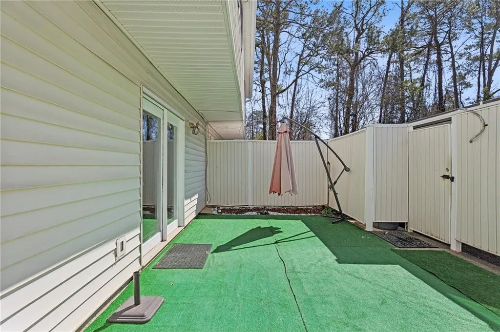 7302 Cardigan Circle, Atlanta, Georgia 30328, 3 Bedrooms Bedrooms, ,2 BathroomsBathrooms,Residential,Sold,7302 Cardigan Circle,7353379