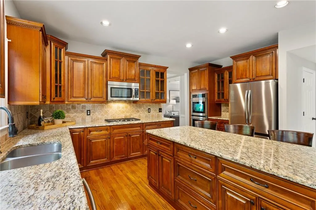 1151 Goodwin Road Ne, Atlanta, Georgia 30324, 5 Bedrooms Bedrooms, ,4 BathroomsBathrooms,Residential,For Sale,1151 Goodwin Road Ne,7626820