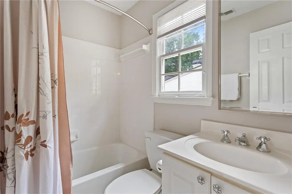 1151 Goodwin Road Ne, Atlanta, Georgia 30324, 5 Bedrooms Bedrooms, ,4 BathroomsBathrooms,Residential,For Sale,1151 Goodwin Road Ne,7626820