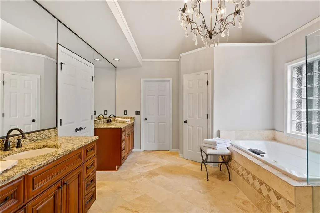 1151 Goodwin Road Ne, Atlanta, Georgia 30324, 5 Bedrooms Bedrooms, ,4 BathroomsBathrooms,Residential,For Sale,1151 Goodwin Road Ne,7626820