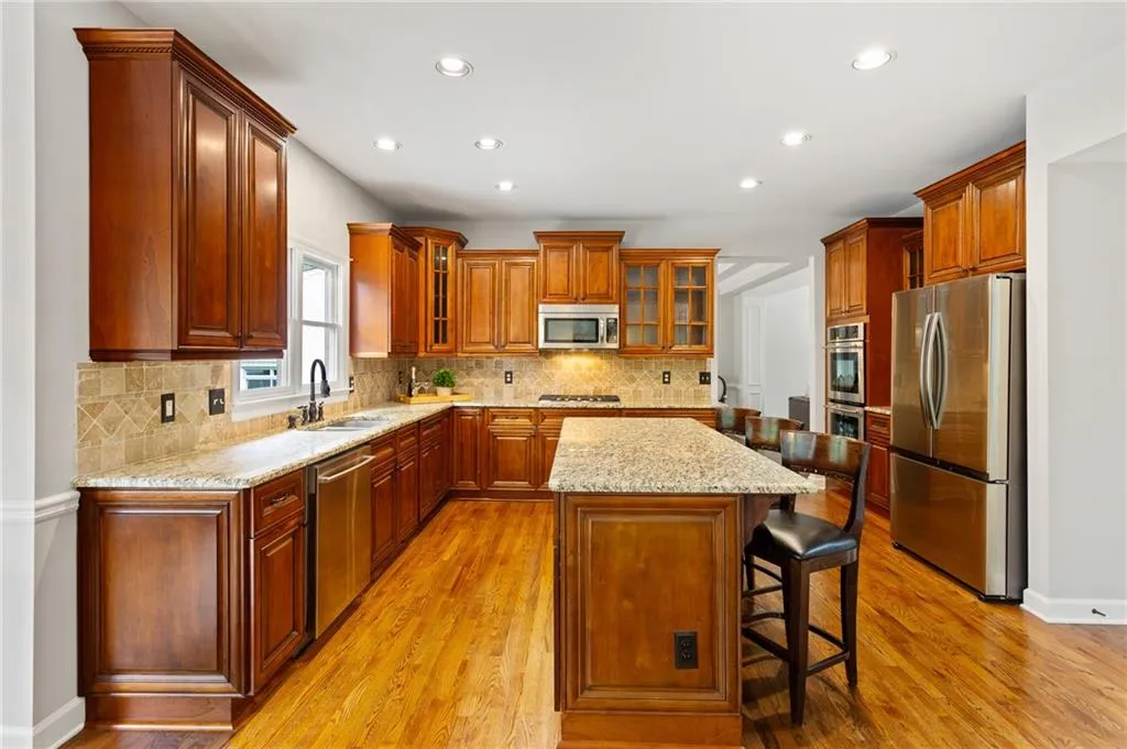 1151 Goodwin Road Ne, Atlanta, Georgia 30324, 5 Bedrooms Bedrooms, ,4 BathroomsBathrooms,Residential,For Sale,1151 Goodwin Road Ne,7626820