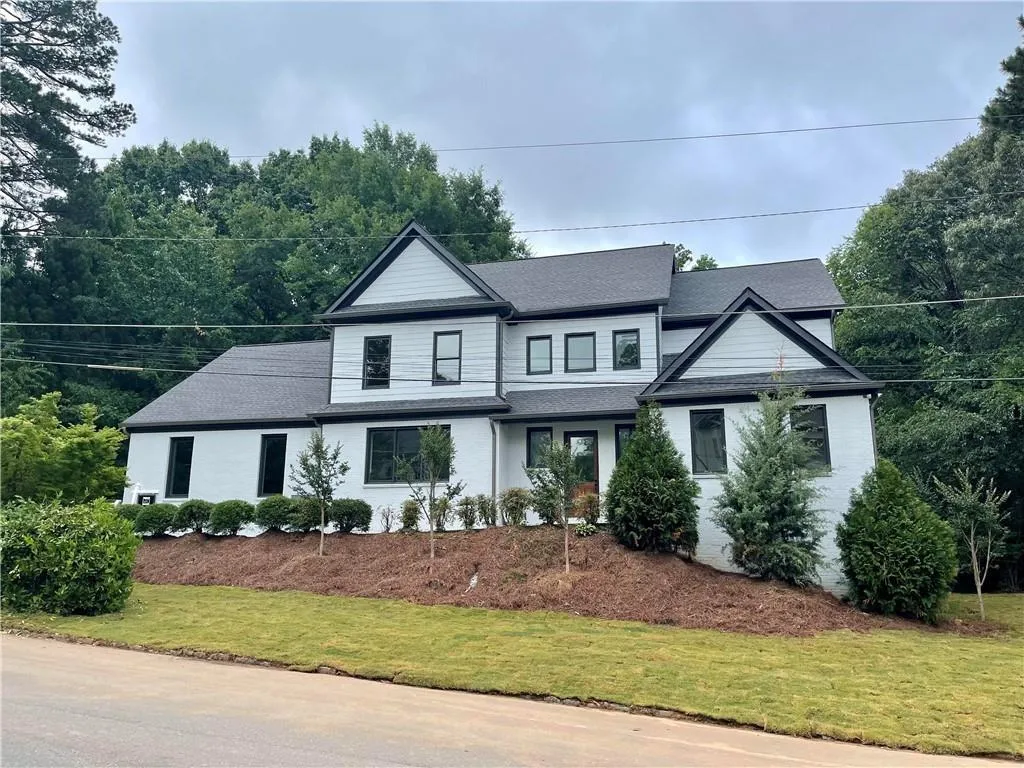 280 Lafayette Way, Sandy Springs, Georgia 30327, 5 Bedrooms Bedrooms, ,4 BathroomsBathrooms,Residential,Sold,280 Lafayette Way,6952347 280 Lafayette Way, Sandy Springs, Georgia 30327, 5 Bedrooms Bedrooms, ,4 BathroomsBathrooms,Residential,Sold,280 Lafayette Way,6952347