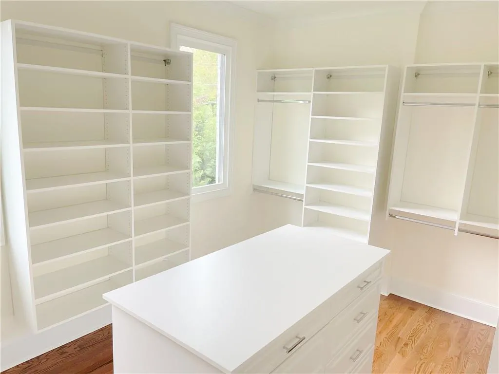 280 Lafayette Way, Sandy Springs, Georgia 30327, 5 Bedrooms Bedrooms, ,4 BathroomsBathrooms,Residential,Sold,280 Lafayette Way,6952347