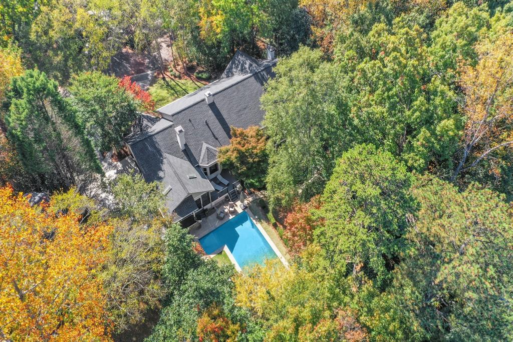 190 Northglenn Court NE, Sandy Springs, Georgia 30342, 5 Bedrooms Bedrooms, ,5 BathroomsBathrooms,Residential,Sold,190 Northglenn Court NE,7304204