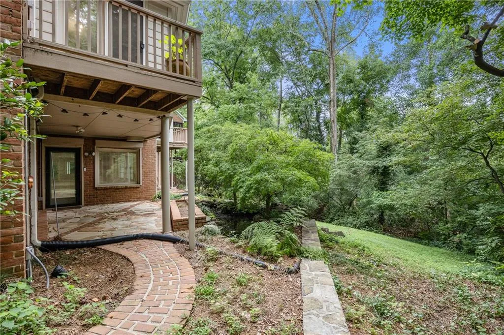 19 Saratoga Place Ne, Atlanta, Georgia 30324, 5 Bedrooms Bedrooms, ,3 BathroomsBathrooms,Residential,For Sale,19 Saratoga Place Ne,7634564