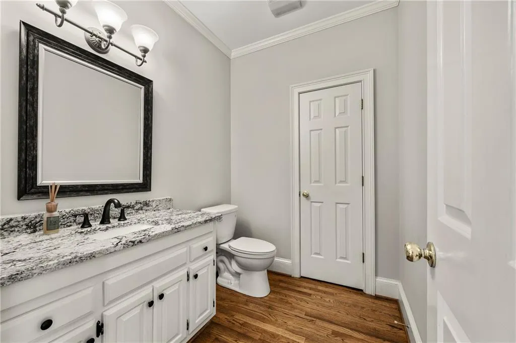 19 Saratoga Place Ne, Atlanta, Georgia 30324, 5 Bedrooms Bedrooms, ,3 BathroomsBathrooms,Residential,For Sale,19 Saratoga Place Ne,7634564