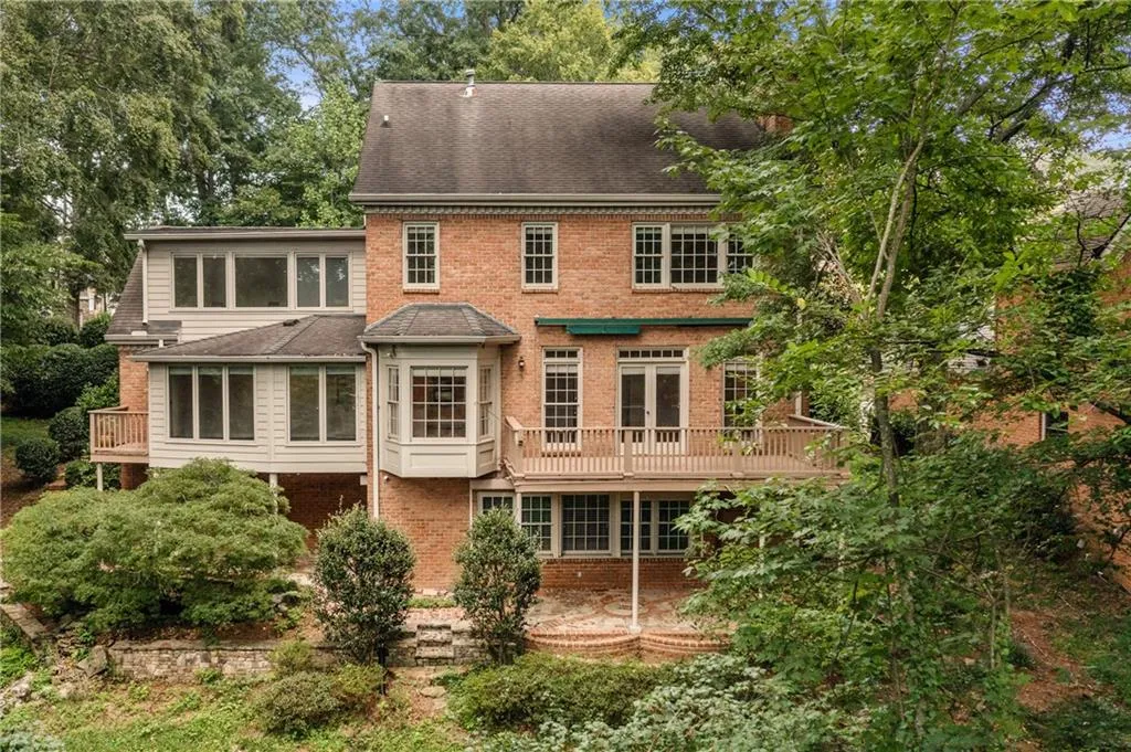 19 Saratoga Place Ne, Atlanta, Georgia 30324, 5 Bedrooms Bedrooms, ,3 BathroomsBathrooms,Residential,For Sale,19 Saratoga Place Ne,7634564