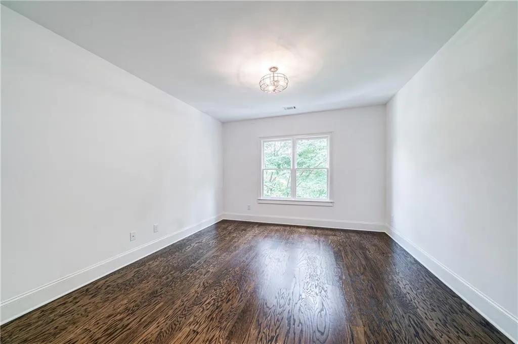 287 Green Hill Road, Sandy Springs, Georgia 30342, 5 Bedrooms Bedrooms, ,4 BathroomsBathrooms,Residential,Sold,287 Green Hill Road,6747194