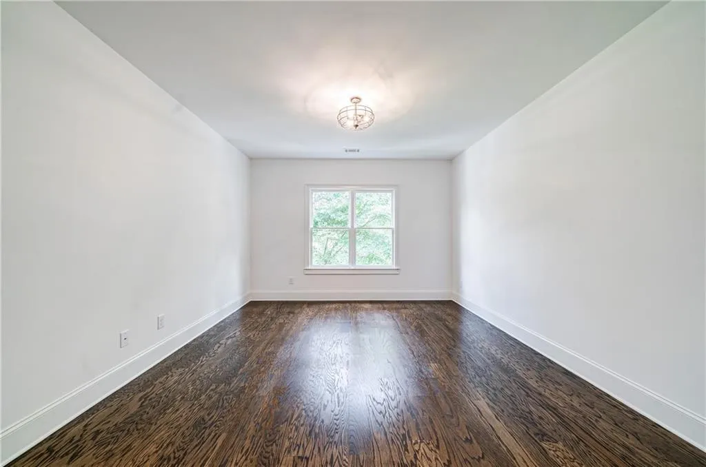 287 Green Hill Road, Sandy Springs, Georgia 30342, 5 Bedrooms Bedrooms, ,4 BathroomsBathrooms,Residential,Sold,287 Green Hill Road,6747194