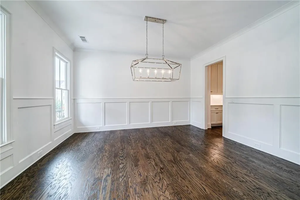 287 Green Hill Road, Sandy Springs, Georgia 30342, 5 Bedrooms Bedrooms, ,4 BathroomsBathrooms,Residential,Sold,287 Green Hill Road,6747194