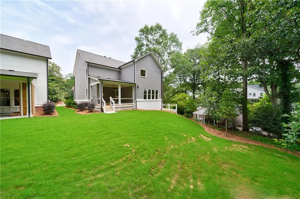 287 Green Hill Road, Sandy Springs, Georgia 30342, 5 Bedrooms Bedrooms, ,4 BathroomsBathrooms,Residential,Sold,287 Green Hill Road,6747194