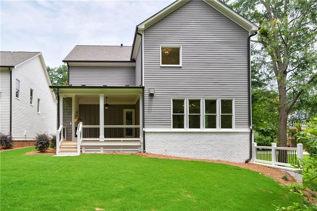 287 Green Hill Road, Sandy Springs, Georgia 30342, 5 Bedrooms Bedrooms, ,4 BathroomsBathrooms,Residential,Sold,287 Green Hill Road,6747194
